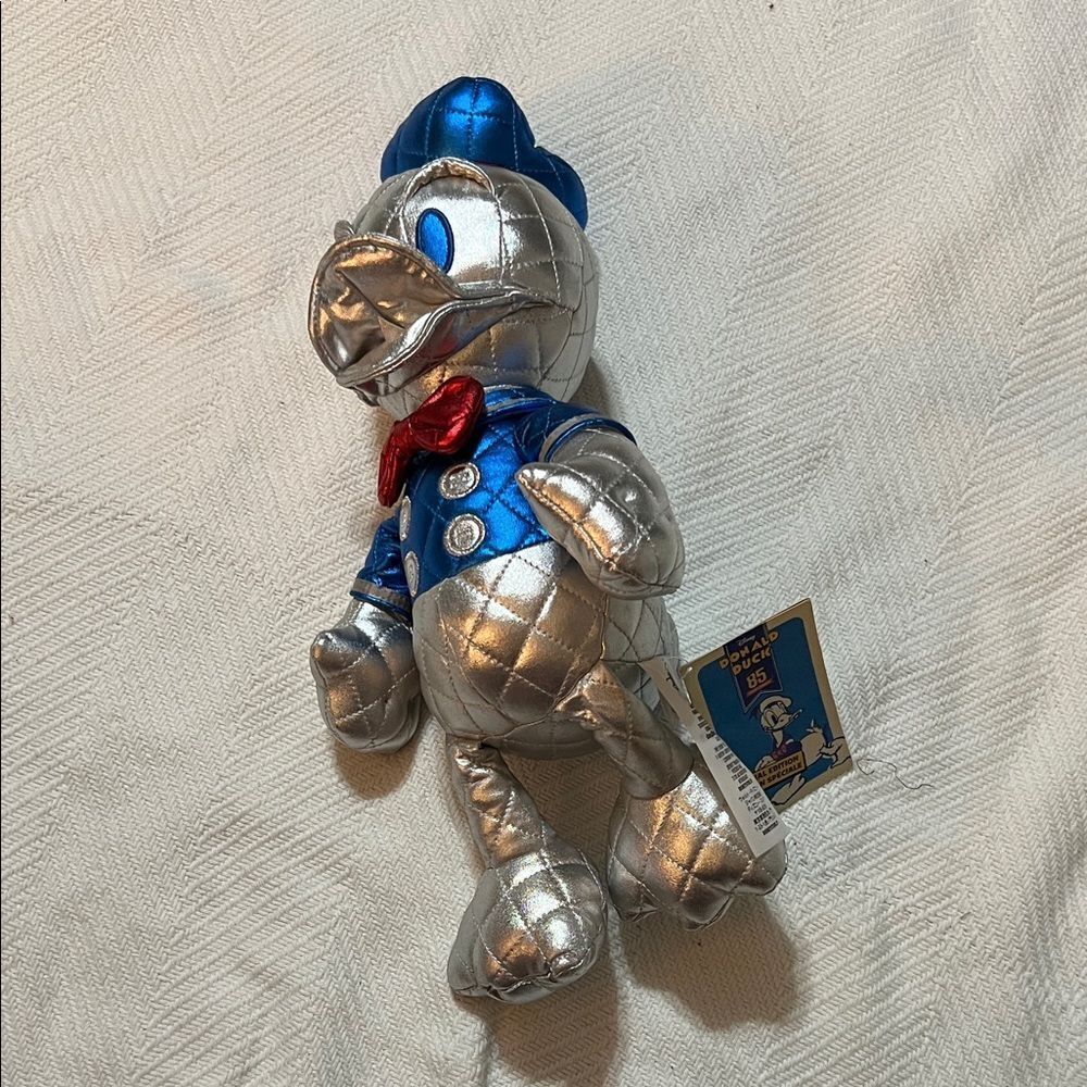 Disney Parks Donald Duck 85th Anniversary Metal Special Edition Plushie Toy